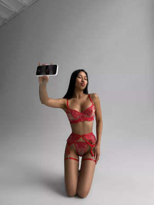 Moda feminina de poliéster terno oco