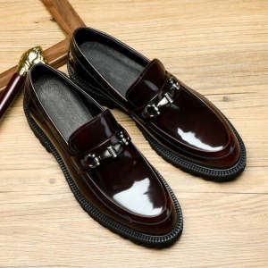 Sapatos casuais da moda com sola de borracha para homens