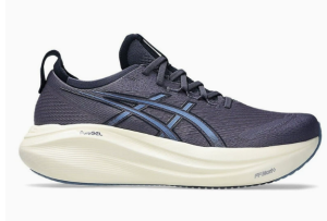 Men's low cut sports shoes