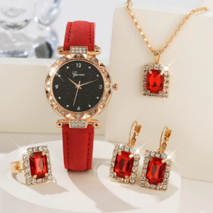 Ladies' watch with artificial leather strap